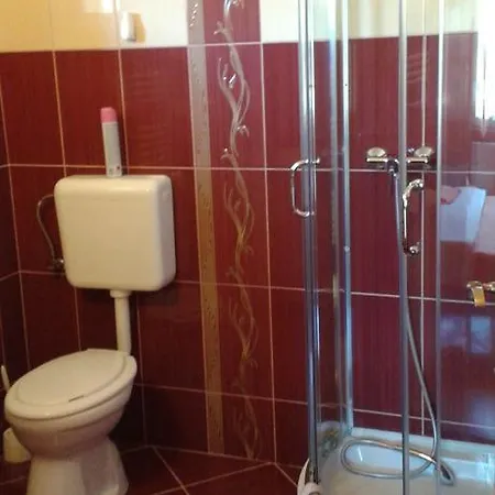 Gerendas Vendeghaz Guest house Kerecsend